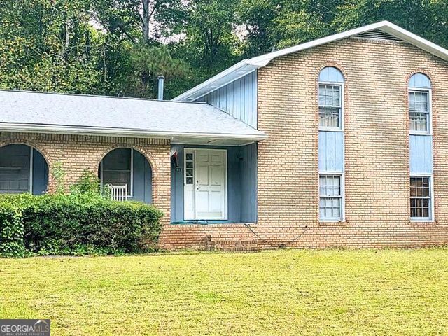 2587 PEYTON WOODS Trail, Atlanta, GA 30311