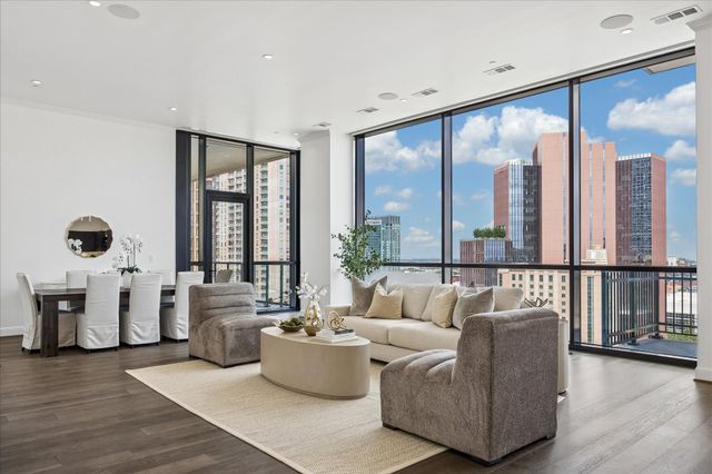 1211 Caroline Street 1901, Houston, TX 77002