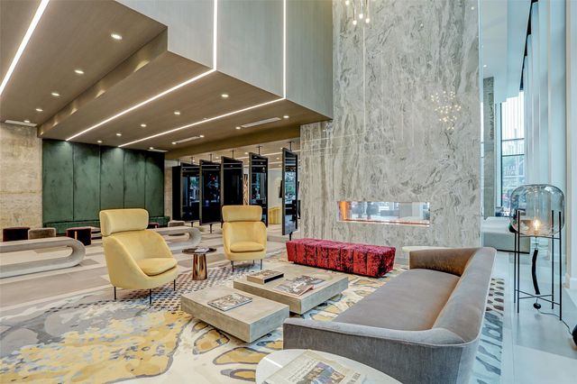 1211 Caroline Street 1901, Houston, TX 77002