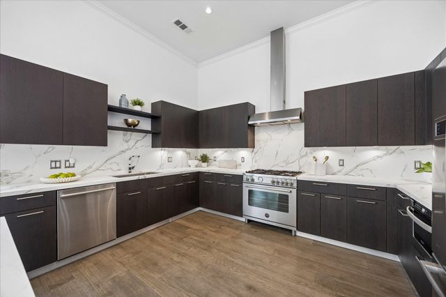 1211 Caroline Street 1901, Houston, TX 77002