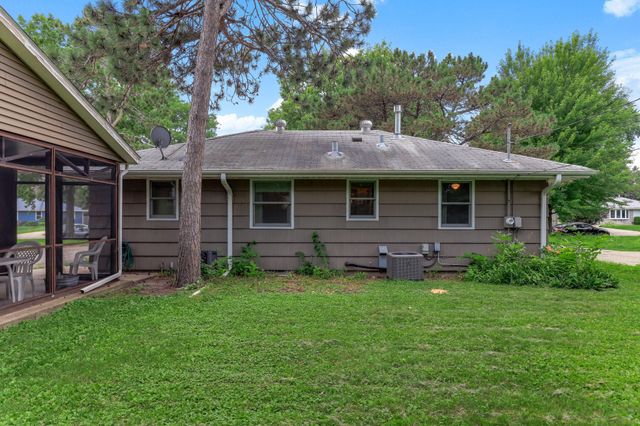 6921 16th Avenue S, Richfield, MN 55423