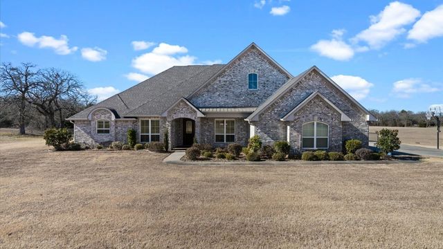 15631 Stallion Lake Boulevard, Lindale, TX 75771