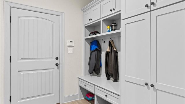 15631 Stallion Lake Boulevard, Lindale, TX 75771