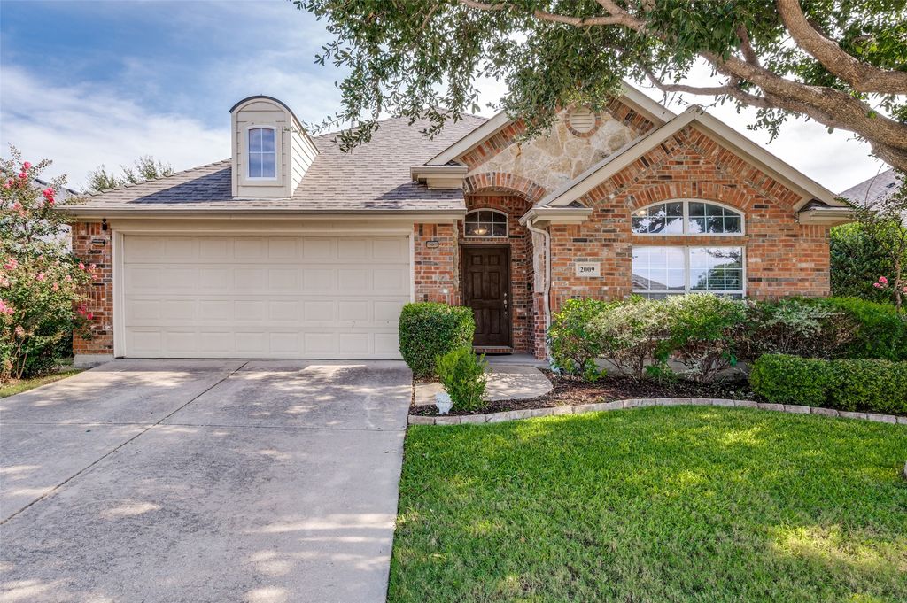 2009 Michelle Creek Drive, Little Elm, TX 75068 — exterior