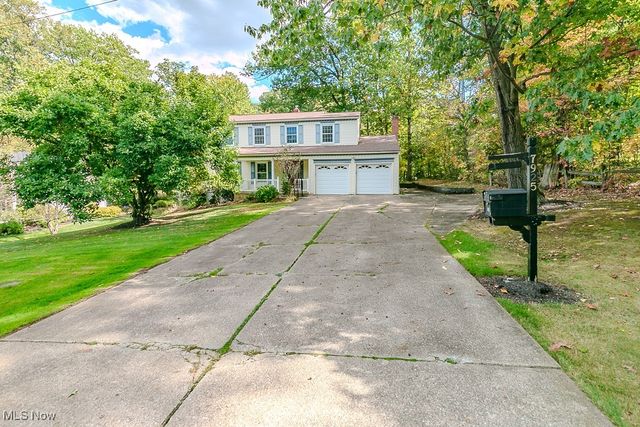 7925 Skylineview Drive, Concord, OH 44060