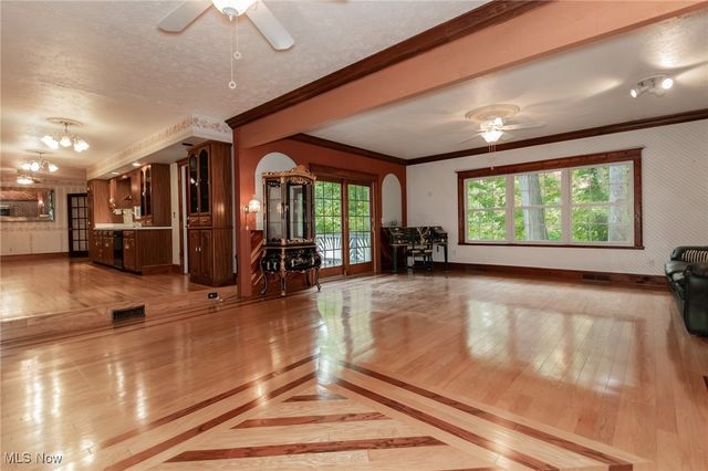 7925 Skylineview Drive, Concord, OH 44060