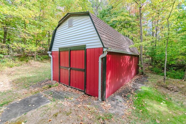 7925 Skylineview Drive, Concord, OH 44060