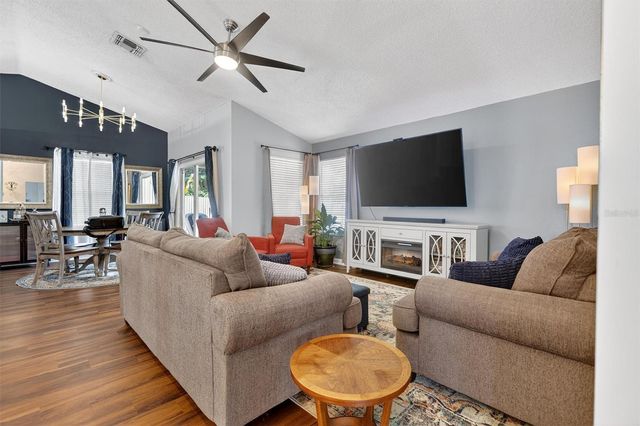 6466 HAUGHTON LANE, Orlando, FL 32835