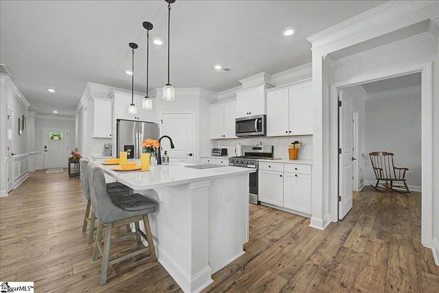 1835 Wabash Place, Boiling Springs, SC 29316