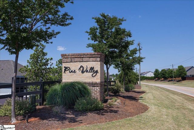 1835 Wabash Place, Boiling Springs, SC 29316