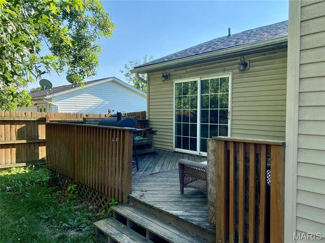 1129 Albers, Bethalto, IL 62010