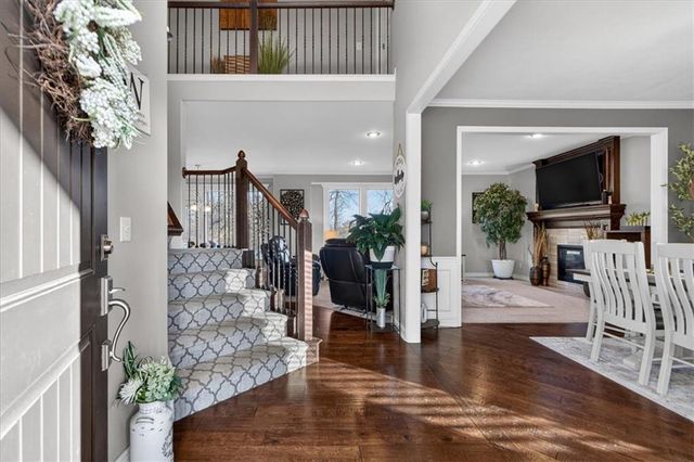 2320 SW Deer Run Road, Lee's Summit, MO 64082