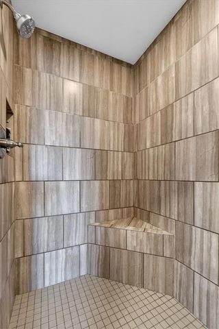 2320 SW Deer Run Road, Lee's Summit, MO 64082