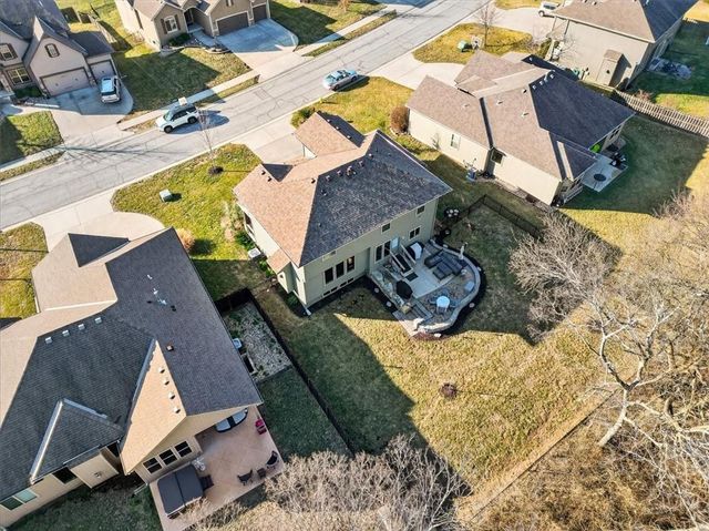 2320 SW Deer Run Road, Lee's Summit, MO 64082