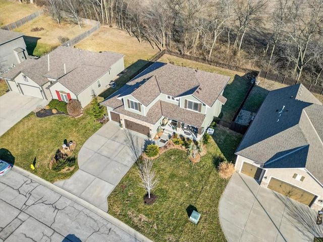 2320 SW Deer Run Road, Lee's Summit, MO 64082