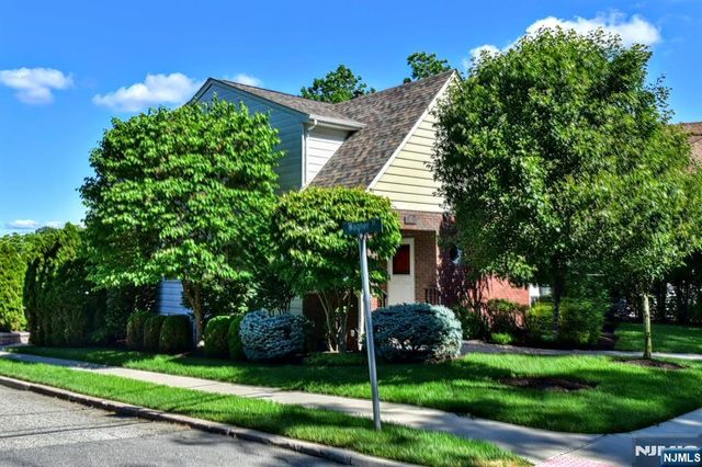 24 Maple Avenue 2nd Floor, Waldwick, NJ 07463