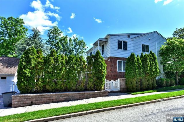 24 Maple Avenue 2nd Floor, Waldwick, NJ 07463