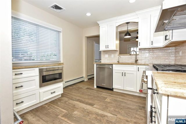 24 Maple Avenue 2nd Floor, Waldwick, NJ 07463