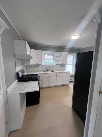 175 Child Street, Warren, RI 02885