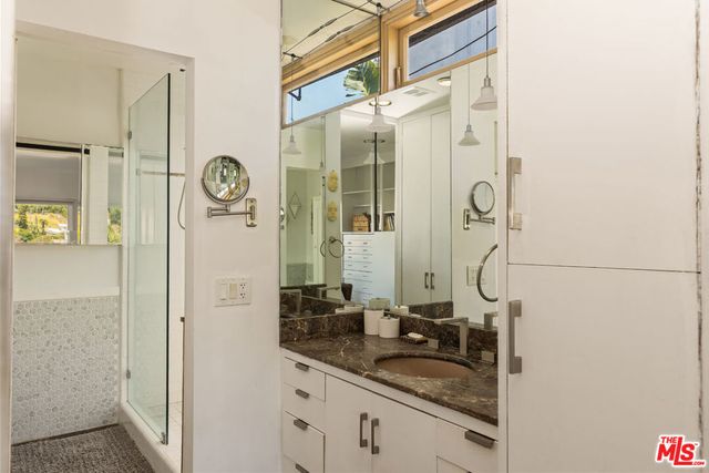 454 Stassi Lane, Santa Monica, CA 90402