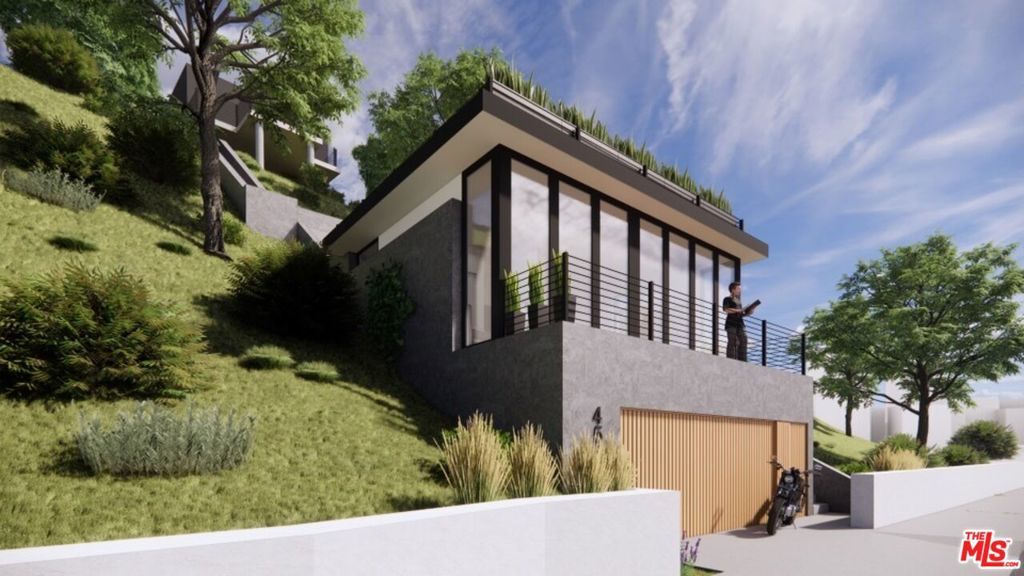 Image 35 of property listing at 454 Stassi Lane, Santa Monica, CA 90402