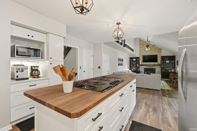 5713 Kinlock Place, Fort Wayne, IN 46835