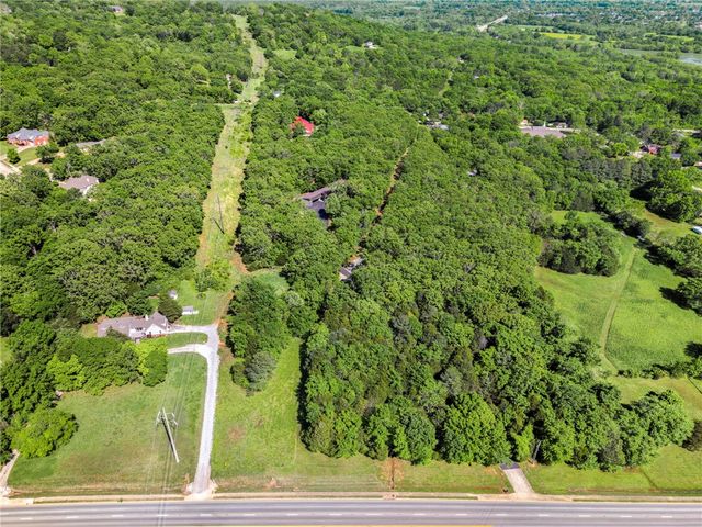 164 S Crossover Road, Fayetteville, AR 72701