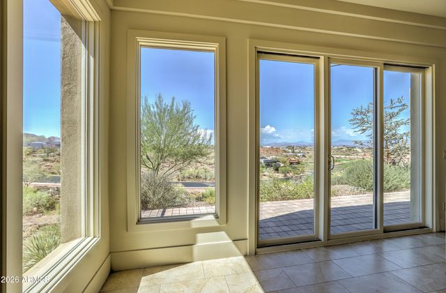 10031 N PALISADES Boulevard, Fountain Hills, AZ 85268