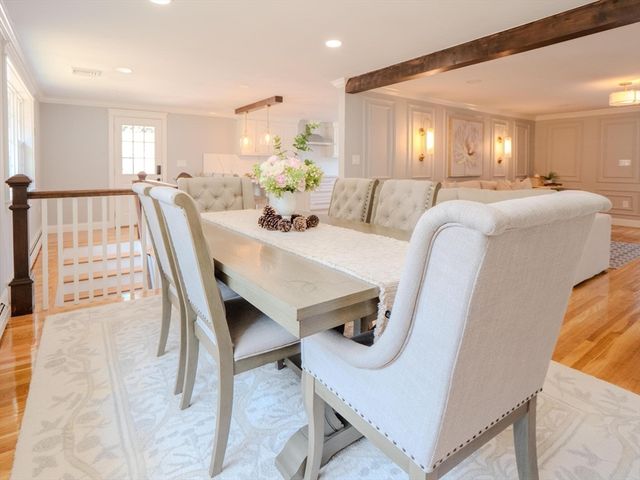 11 Bacon Dr, Saugus, MA 01906