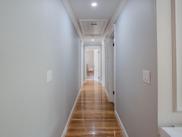 11 Bacon Dr, Saugus, MA 01906