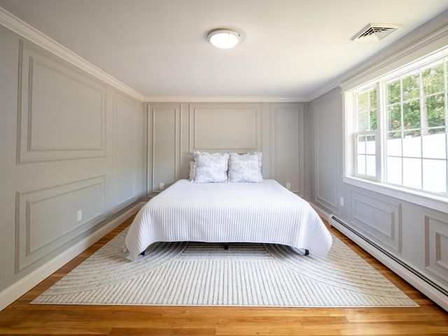 11 Bacon Dr, Saugus, MA 01906