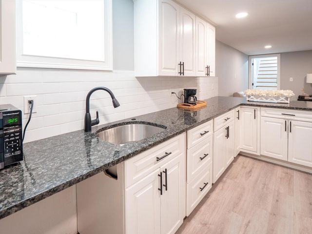 11 Bacon Dr, Saugus, MA 01906