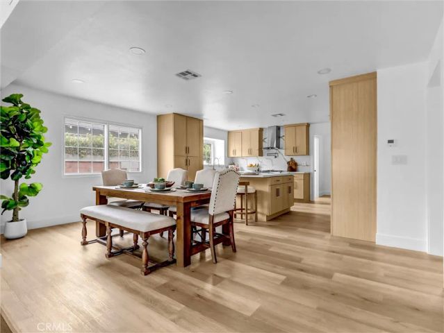8831 Glider Avenue, Los Angeles, CA 90045