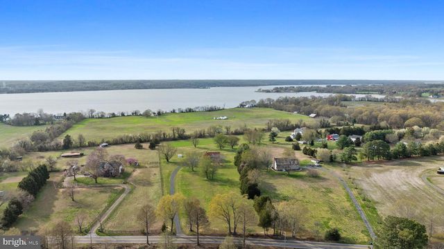 4355 LEITCHES WHARF RD, Prince Frederick, MD 20678