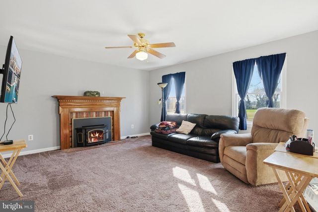 4355 LEITCHES WHARF RD, Prince Frederick, MD 20678