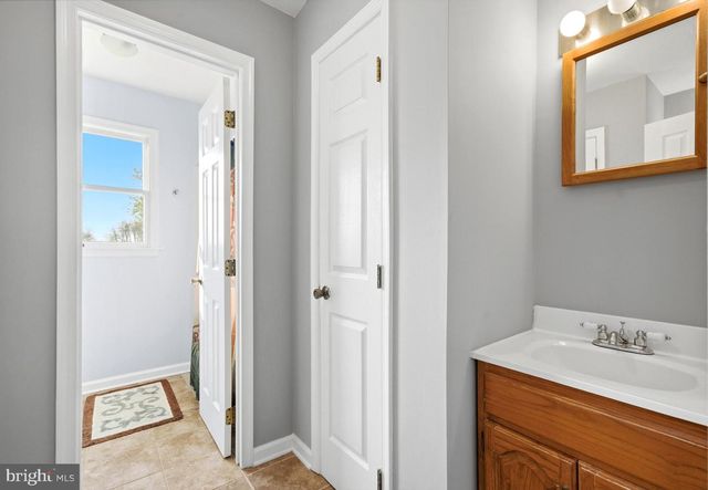 4355 LEITCHES WHARF RD, Prince Frederick, MD 20678