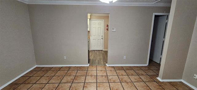 2801 NW 19th Street B, Haltom City, TX 76106