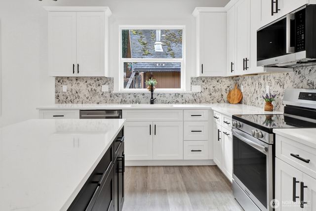 8679 Bell Court, Maple Falls, WA 98266