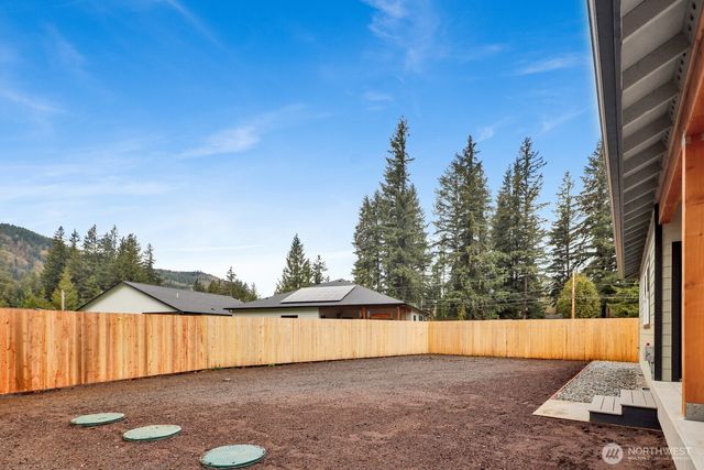8679 Bell Court, Maple Falls, WA 98266