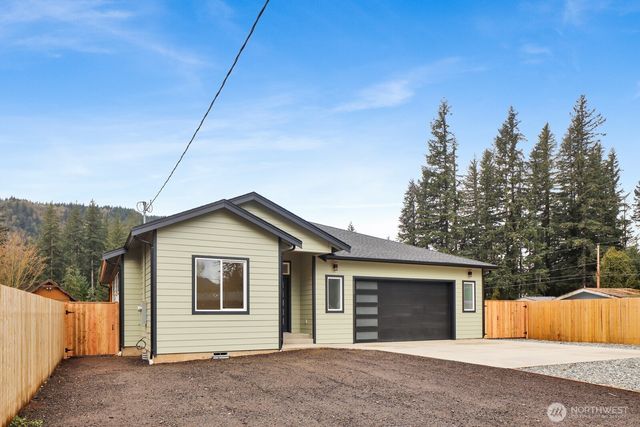 8679 Bell Court, Maple Falls, WA 98266