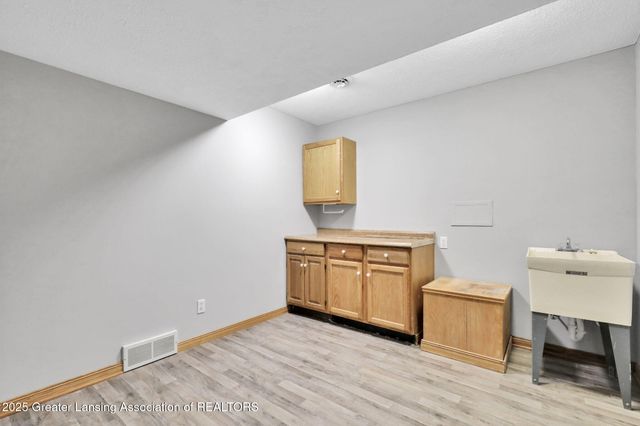 1649 S Ainger Road, Charlotte, MI 48813