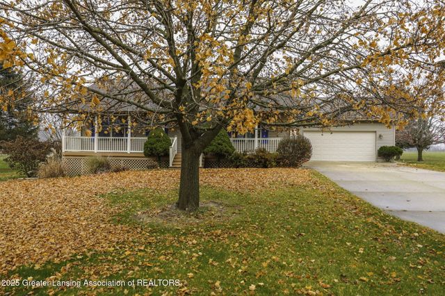 1649 S Ainger Road, Charlotte, MI 48813