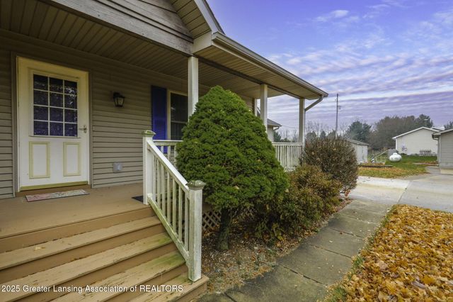 1649 S Ainger Road, Charlotte, MI 48813