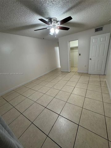 365 NE 125th St 301, North Miami, FL 33161