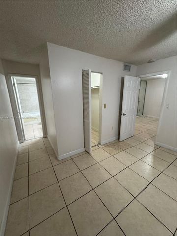 365 NE 125th St 301, North Miami, FL 33161