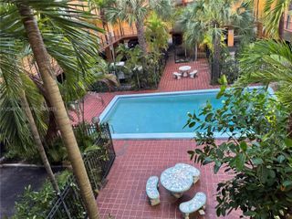 365 NE 125th St 301, North Miami, FL 33161