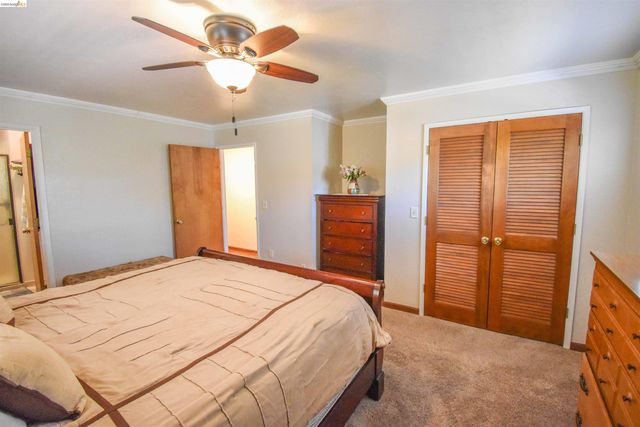 21932 Phoenix Lake Road, Sonora, CA 95370