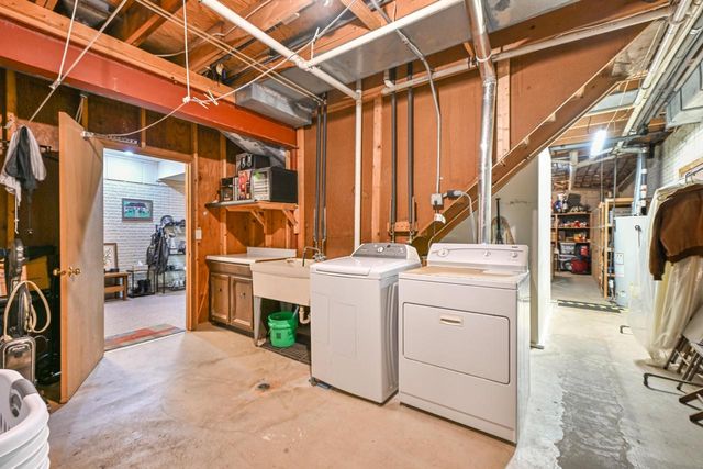 115 S Westwood AVENUE, Burlington, WI 53105