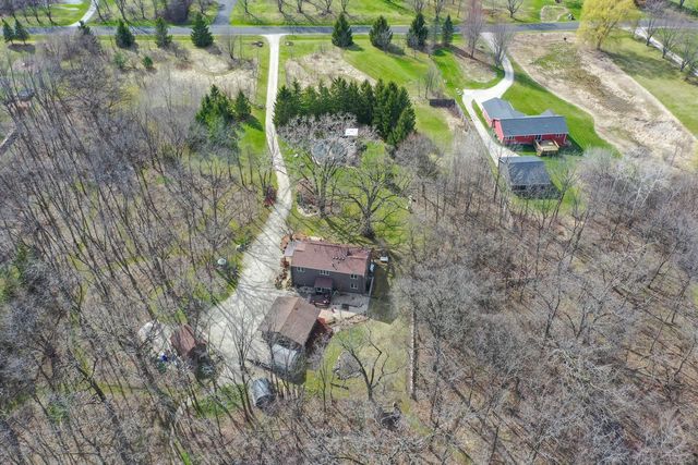 115 S Westwood AVENUE, Burlington, WI 53105