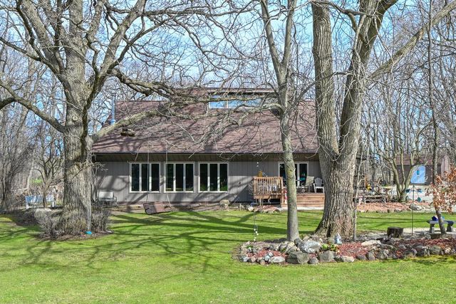 115 S Westwood AVENUE, Burlington, WI 53105